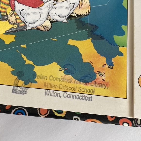 Raggedy Ann and Andy and The Camel With the Wrinkled Knees Pop Up Book 2003 - Picture 5 of 6